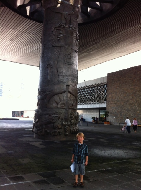 Museo Nacional de Antropologia - Scavenger Hunt
