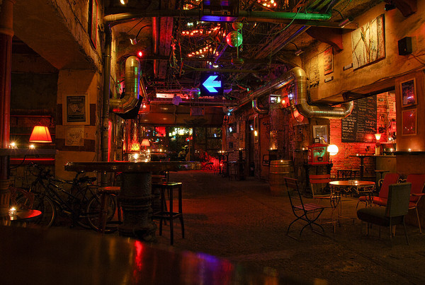 Budapest Ruin Pubs Szimpla