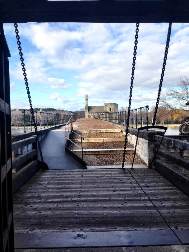 Visiting the Pont d'Avignon