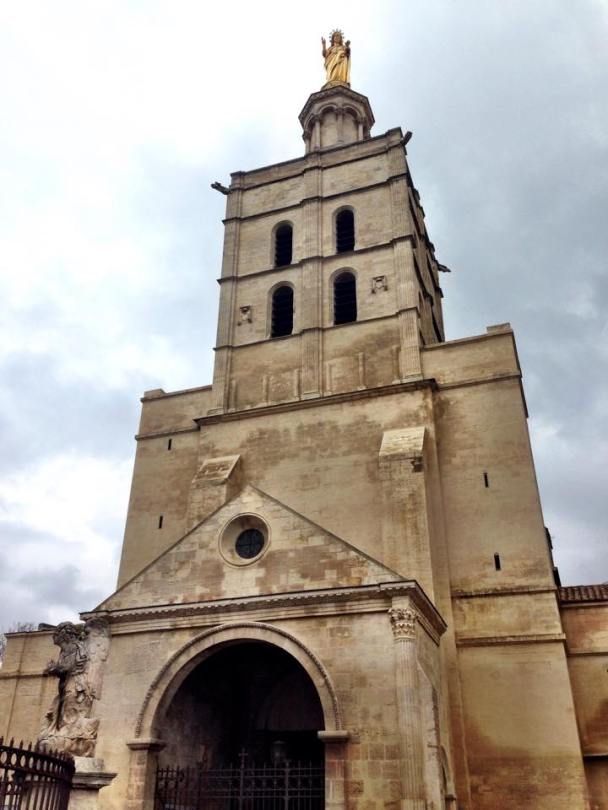 Visiting the Palais des Papes in Avignon