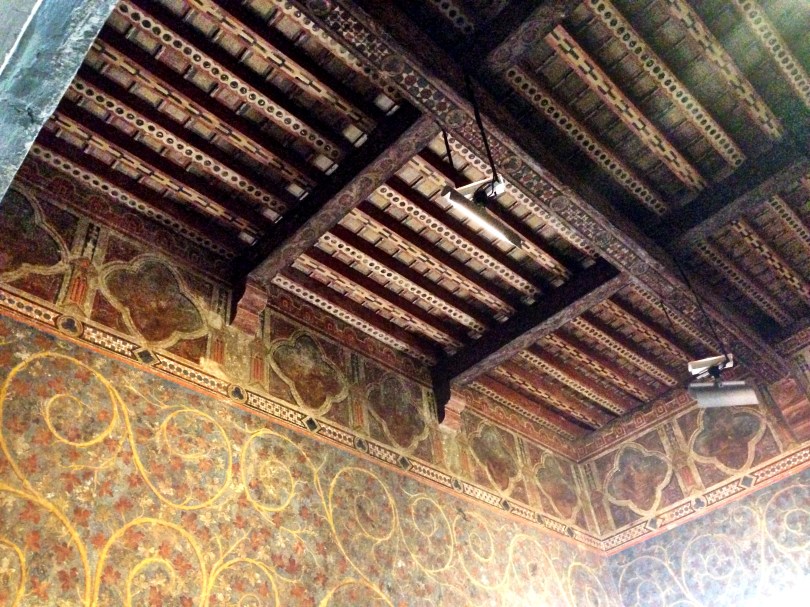 Visiting the Palais des Papes in Avignon