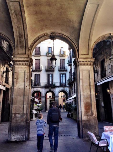 Barcelona_Gothic_Quarter_41